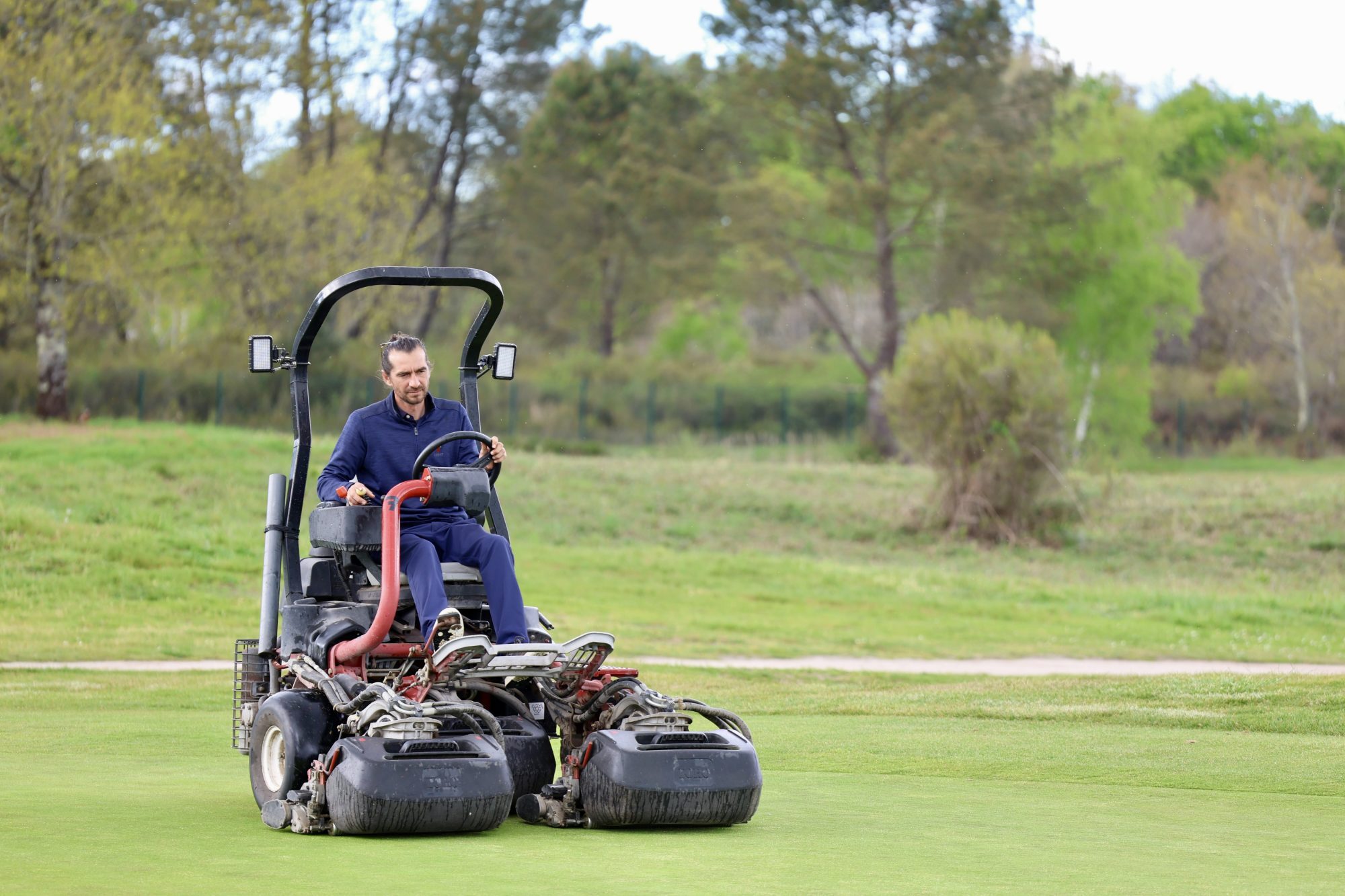 Le golf parfait n’existe pas avec Romain Basque, superintendant au golf de Cabot Bordeaux